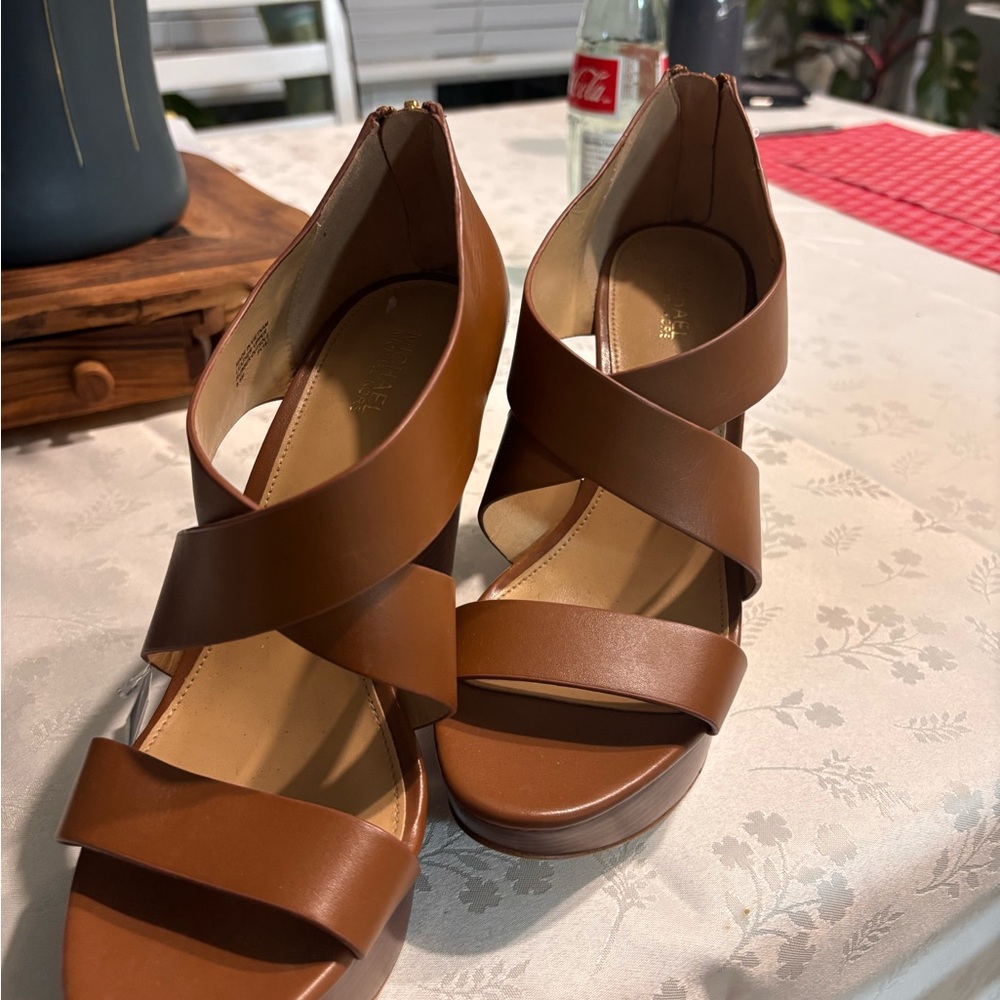 Michael Kors Tan Brown Strappy Wedge Sandals - Picture 2 of 4